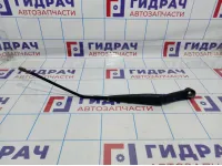 Поводок стеклоочистителя передний правый Kia Cerato (TD) 98320-1M000