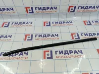 Накладка стекла переднего правого Kia Cerato (TD) 82220-1M000