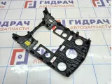Накладка декоративная на магнитолу Kia Cerato (TD) 84740-1M300-DAJ