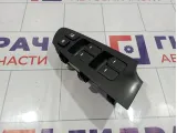 Блок управления стеклоподъемниками Kia Cerato (TD) 935701M100WK