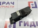 Блок управления стеклоподъемниками Kia Cerato (TD) 935701M100WK