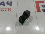 Кнопка стеклоподъемника переднего правого Kia Cerato (TD) 935751M000WK