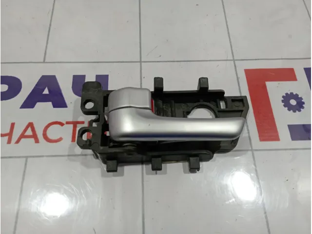 Ручка двери внутренняя левая Kia Cerato (TD) 826101M020CR