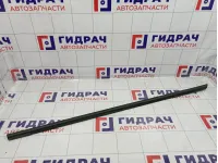 Накладка стекла заднего правого Kia Cerato (TD) 83220-1M000