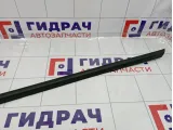 Накладка стекла заднего правого Kia Cerato (TD) 83220-1M000