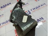 Дефлектор воздушный правый Kia Cerato (TD) 974401M300WK
