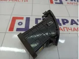Дефлектор воздушный правый Kia Cerato (TD) 974401M300WK