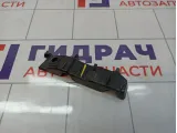Направляющая переднего бампера правая Kia Cerato (TD) 86514-1M000