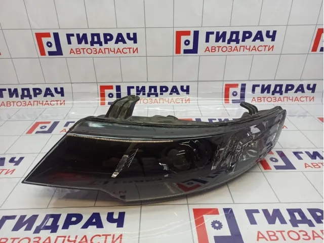 Фара левая Kia Cerato (TD) 92101-1M020