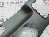 Консоль КПП Kia Cerato 3 84651-A7000-K3S. Царапина.