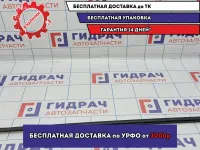 Накладка стекла заднего правого Kia Cerato 3 83220-A7000. Наружняя.