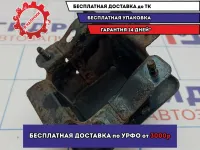 Кронштейн усилителя заднего бампера правый Kia Cerato 3 86642-A7000. Коррозия.