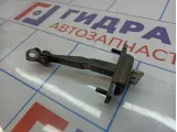Ограничитель двери задний Kia Cerato 3 79480-A7000.