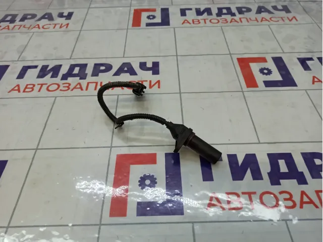Датчик положения коленвала Kia Cerato 391802B000