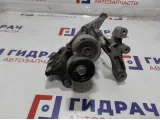 Ролик-натяжитель ремня ГРМ Kia Optima (JF) 25280-2GGC3. С кронштейном.
