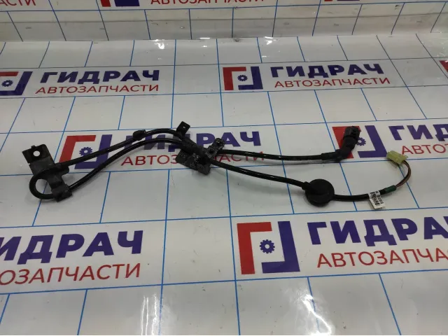 Проводка (коса) Kia Optima (JF) 59796D4500. На суппорт правый.