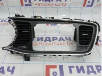 Рамка магнитолы Kia Optima (TF) 847402TAL0VA