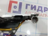 Замок двери передней правой Kia Optima (TF) 81320-2T561