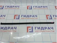 Уплотнитель стекла переднего правого Kia Optima (TF) 82241-2T000