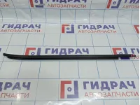Накладка стекла заднего правого Kia Optima (TF) 83220-2T000