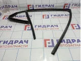 Уплотнитель стекла заднего правого Kia Optima (TF) 83541-2T001