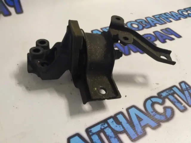 Подушка двигателя правая Kia Picanto 2010