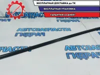 Накладка стекла переднего правого Kia Rio 3 82220-4Y000.