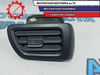 Дефлектор воздушный правый Kia Rio 3 974804X000WK. Дефект.