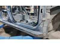 Порог со стойкой правый Kia Rio 3.