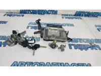 Блок управления двигателем Kia Rio 3 39128-2B760. В сборе с замком зажигания.
