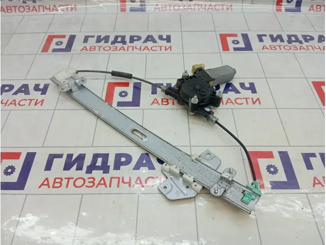 Стеклоподъемник электрический передний левый Kia Rio 824011G010