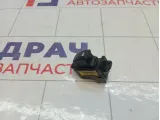 Кнопка стеклоподъемника Kia Rio 935811G001