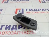 Гнездо прикуривателя Kia Rio 933001G000