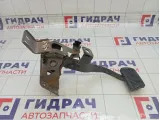 Педаль тормоза Kia Rio 328001G850
