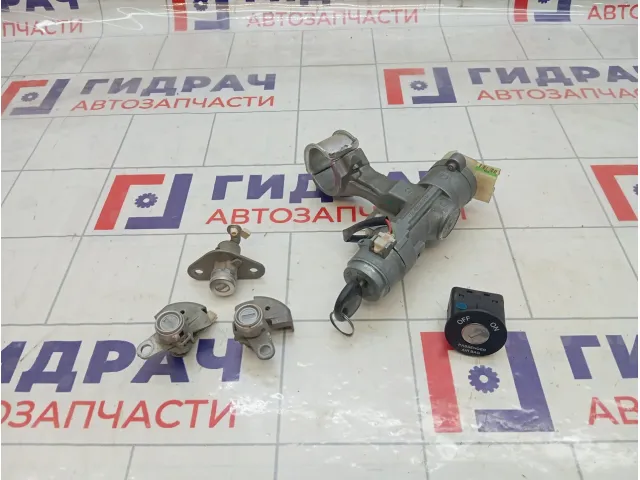 Замок зажигания Kia Rio 819001GA20
