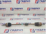 Привод передний правый Kia Rio 495001G190