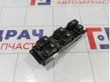 Блок управления стеклоподъемниками Kia Rio 935701G212