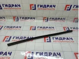 Уплотнитель стекла переднего правого Kia Rio (QB) 822414X000