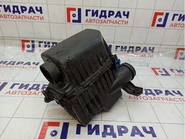 Корпус воздушного фильтра Kia Rio (QB) 281101R100