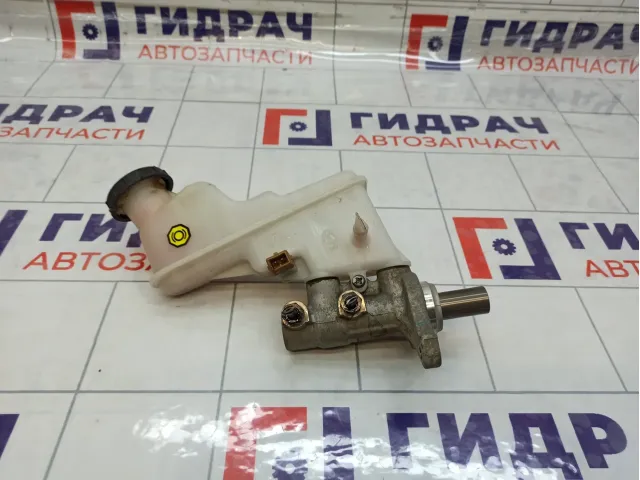 Цилиндр тормозной главный Kia Rio (QB) 585104L200