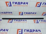 Уплотнитель стекла переднего правого Kia Rio 822414X000