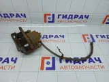 Суппорт тормозной передний правый Kia Rio 581304L000