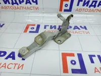 Петля капота левая Kia Rio 791104Y000