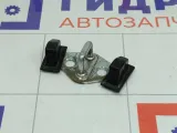 Ответная часть замка багажника Kia Rio 812101G200