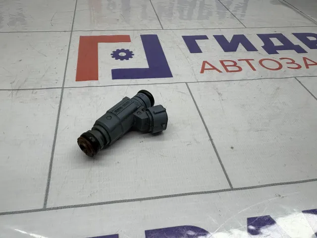 Форсунка инжекторная Kia Rio 3531026600