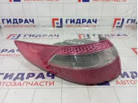 Фонарь задний наружный левый Kia Rio 924014X000
