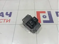 Блок управления стеклоподъемниками Kia Rio 935704Y000