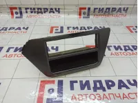 Рамка магнитолы Kia Rio 847414Y000DAQ