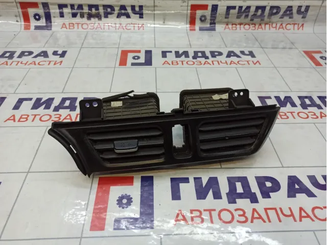Дефлектор воздушный центральный Kia Rio 974104X000WK