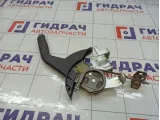 Рычаг, педаль стояночного тормоза Kia Rio 597104Y000